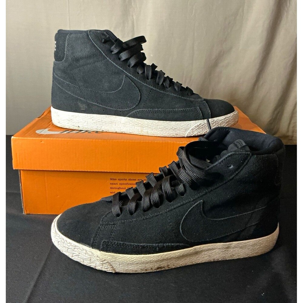 Nike Black/White Mid Top Lace-Up Athletic Sneaker Solid 895850-003 size 7y